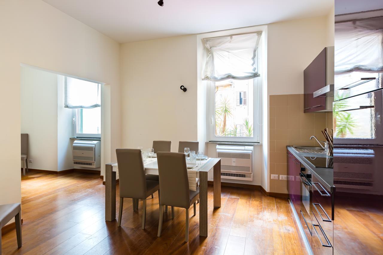 The Royal Story Apartment Roma Exterior foto